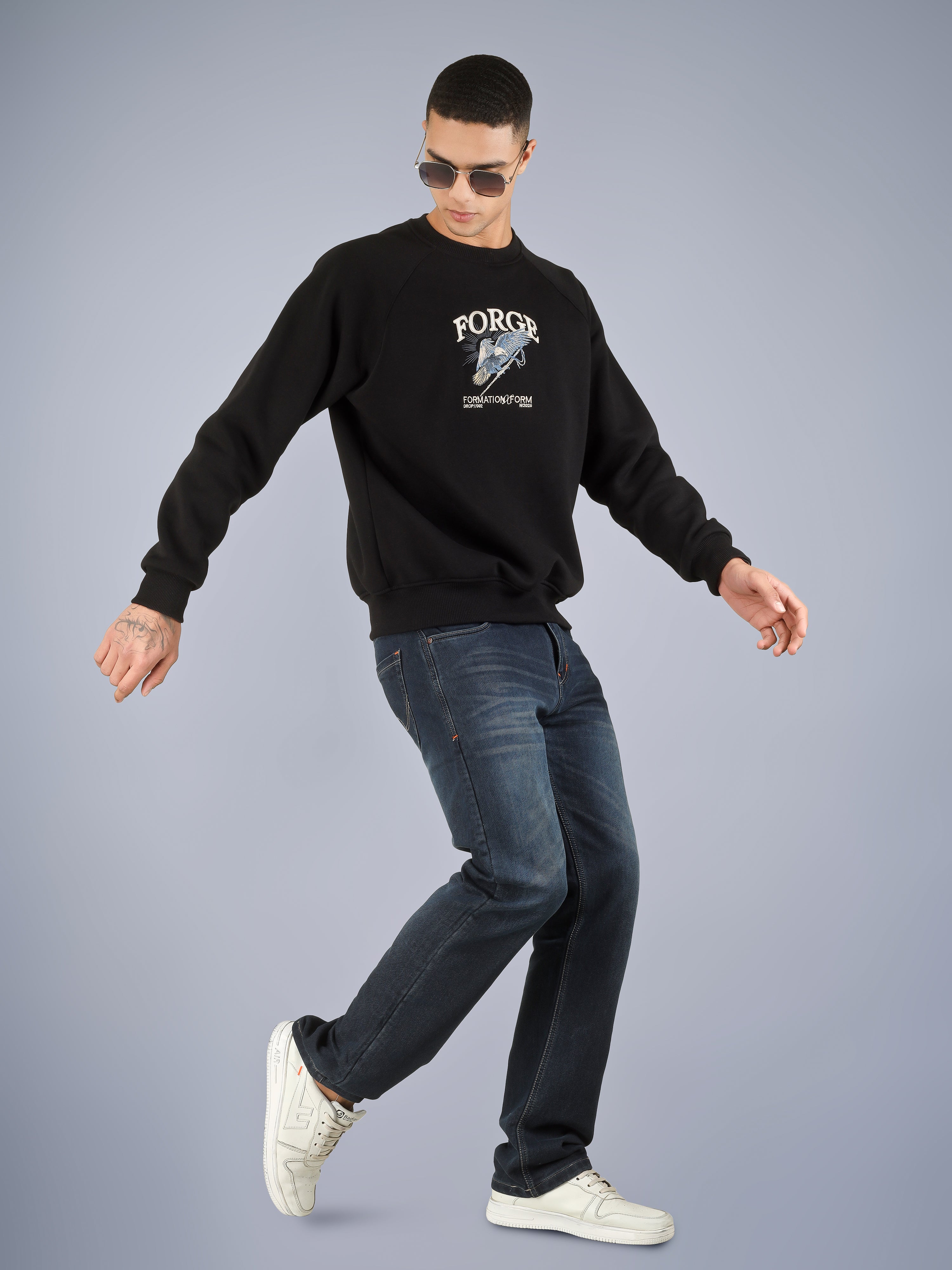 Man wearing Formation X Form gym t-shirt training look